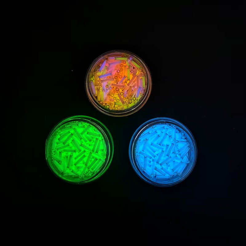 Tube lumineux auto-luminescent - Glow Sticks Survival avis et prix